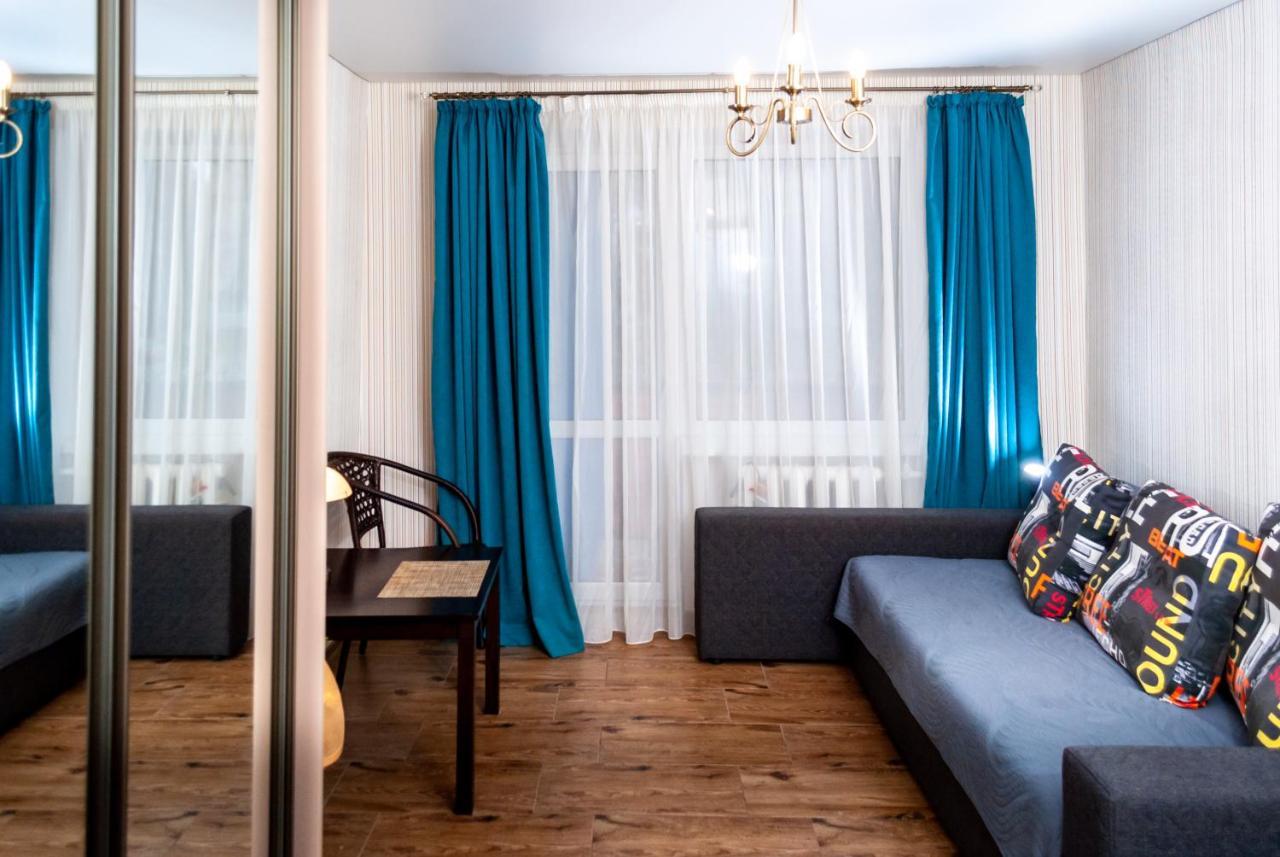 Nauky Avenue Lägenhet Charkiv Exteriör bild