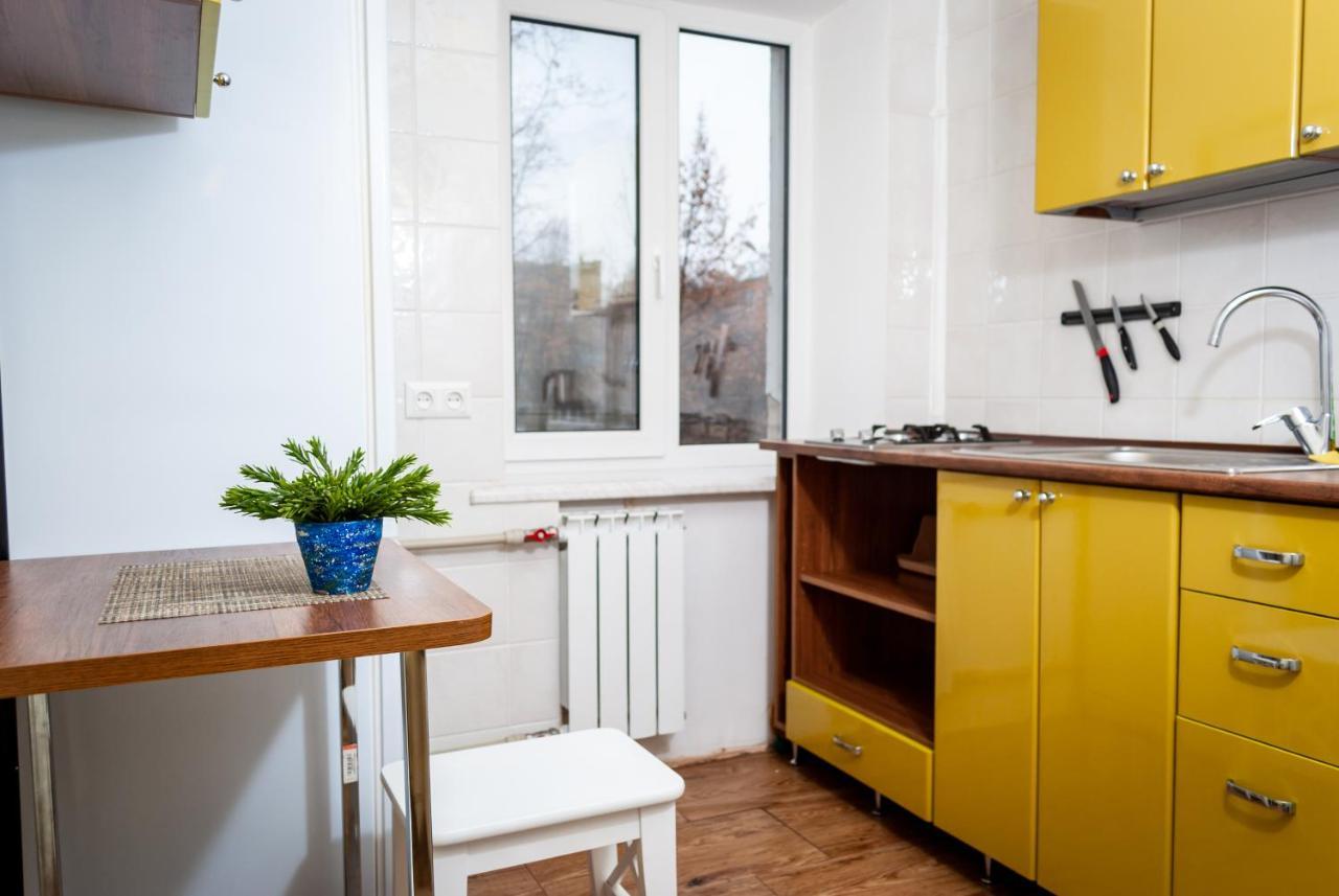 Nauky Avenue Lägenhet Charkiv Exteriör bild